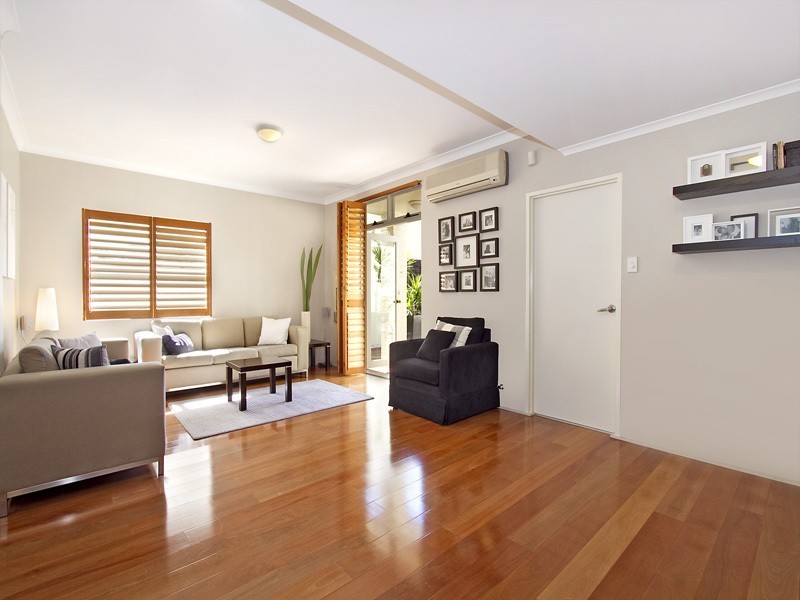 28 Chatham Place (Enter from Great North Road adj. to Abbotsford Cove Cafe), Abbotsford NSW 2046