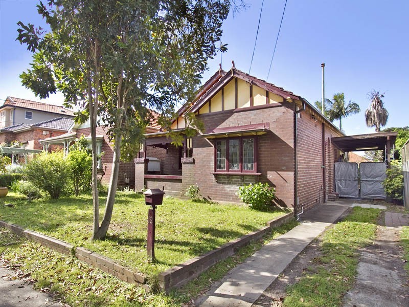 12 Liege Street, Russell Lea NSW 2046