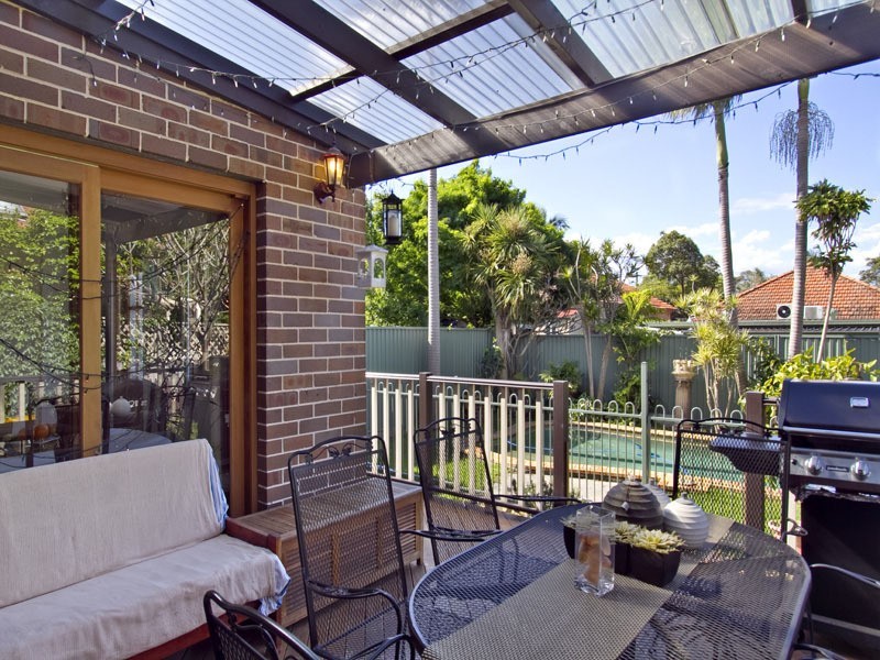 12 Liege Street, Russell Lea NSW 2046