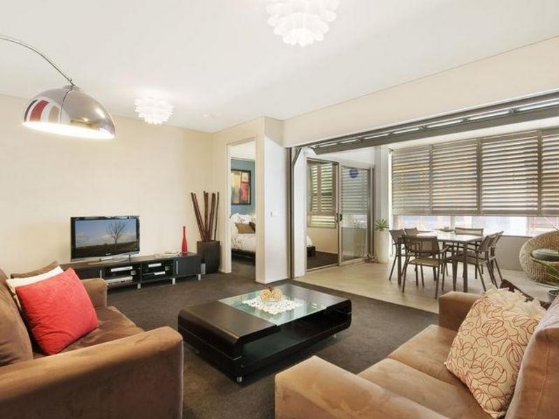 1507/2 Sterling Circuit, Camperdown NSW 2050