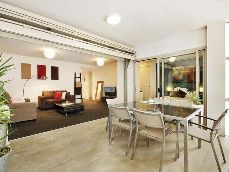 1507/2 Sterling Circuit, Camperdown NSW 2050