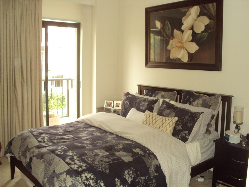 2 180/4 Dolphin Close, Chiswick NSW 2046