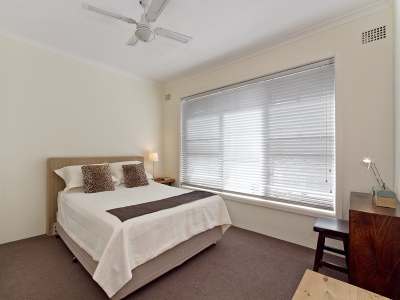 2/18 Collingwood Street, Drummoyne NSW 2047