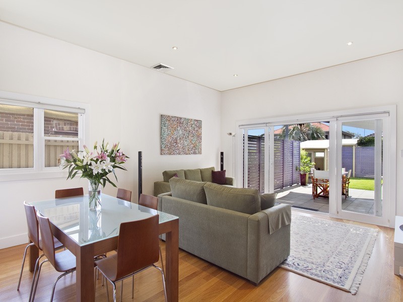 18 Reginald Street, Wareemba NSW 2046