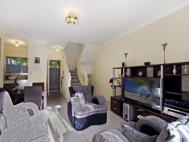4/145-147  Hampden Road, Wareemba NSW 2046