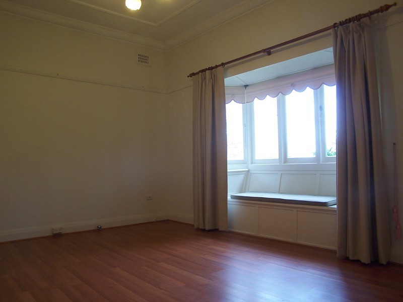 3 Alice Avenue, Russell Lea NSW 2046