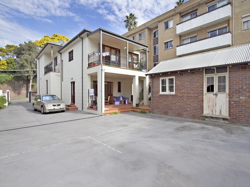 1&2/6 Grosvenor Crescent, Summer Hill NSW 2130