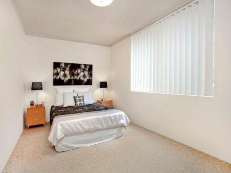 4/14 Bortfield Drive, Chiswick NSW 2046