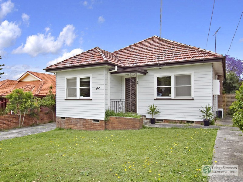 4 Brays Road, Concord NSW 2137