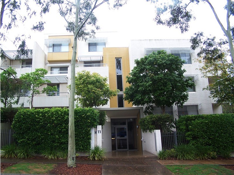 8/11 Blaxland Avenue, Newington NSW 2127