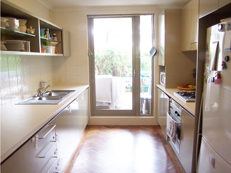 8/11 Blaxland Avenue, Newington NSW 2127