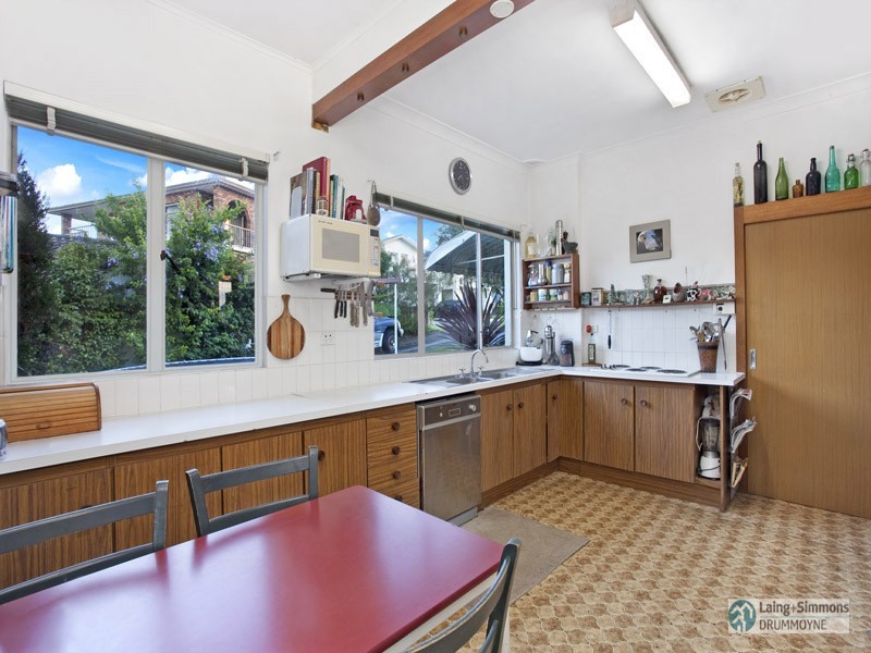 12 Eaton Place, Chiswick NSW 2046