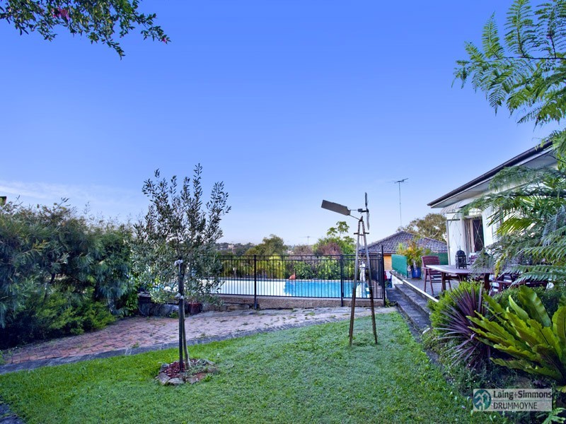 12 Eaton Place, Chiswick NSW 2046