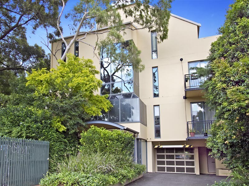 9/8-10 Cavill Avenue, Ashfield NSW 2131