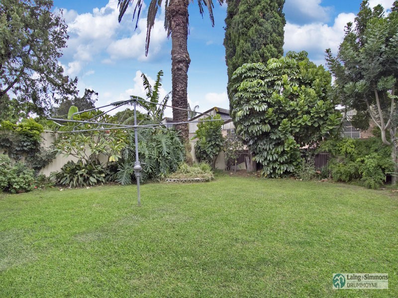 8 Stiles Street, Croydon Park NSW 2133