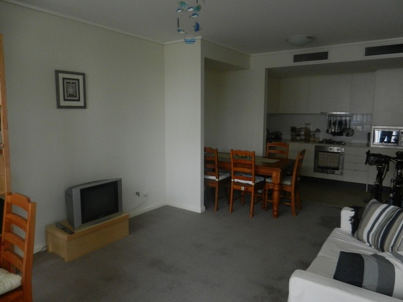 554/2 The Crescent, Wentworth Point NSW 2127