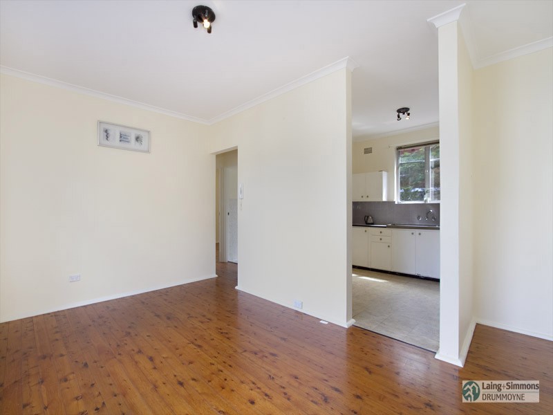 2/2 Harvard Street, Gladesville NSW 2111