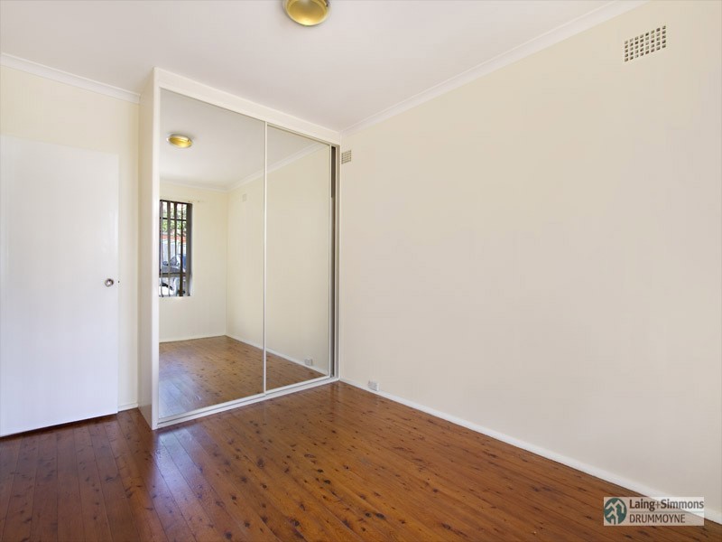 2/2 Harvard Street, Gladesville NSW 2111