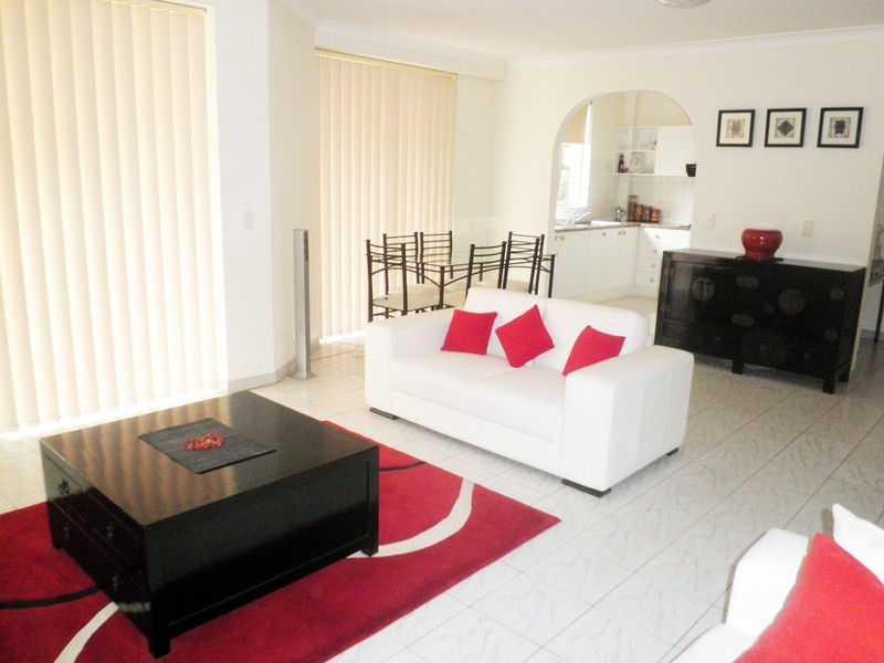 2/68-70 Kings Road, Five Dock NSW 2046