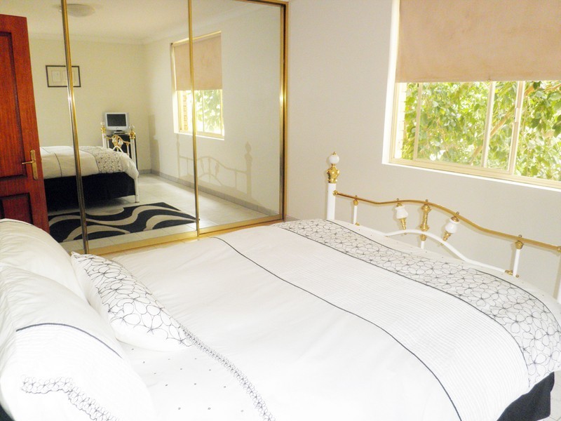 2/68-70 Kings Road, Five Dock NSW 2046