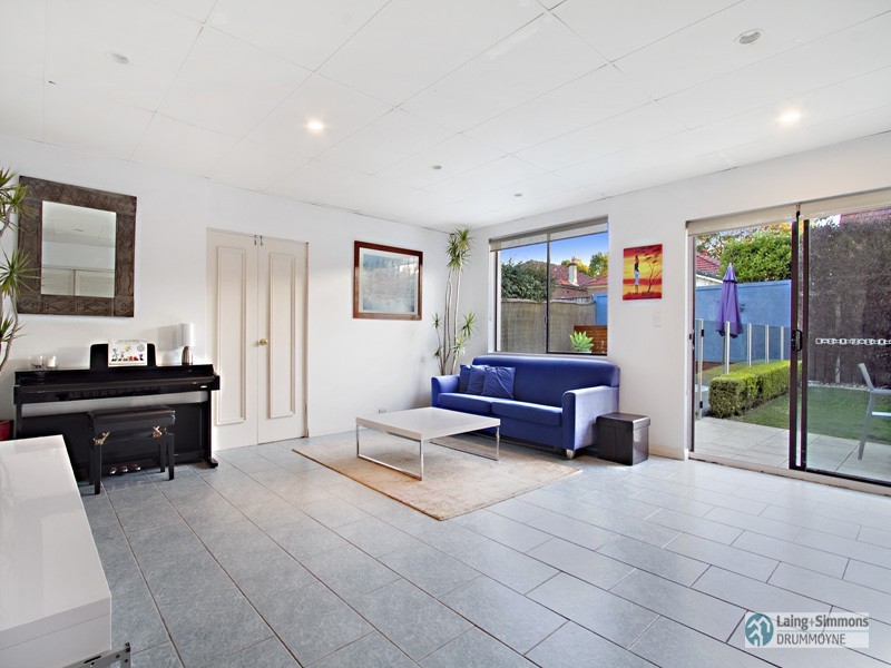 37 Duke Avenue, Rodd Point NSW 2046