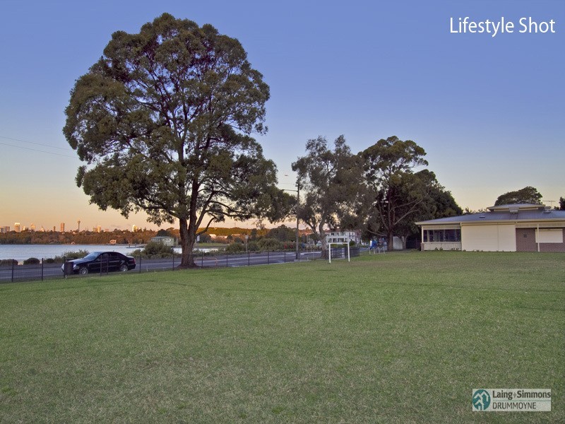 37 Duke Avenue, Rodd Point NSW 2046