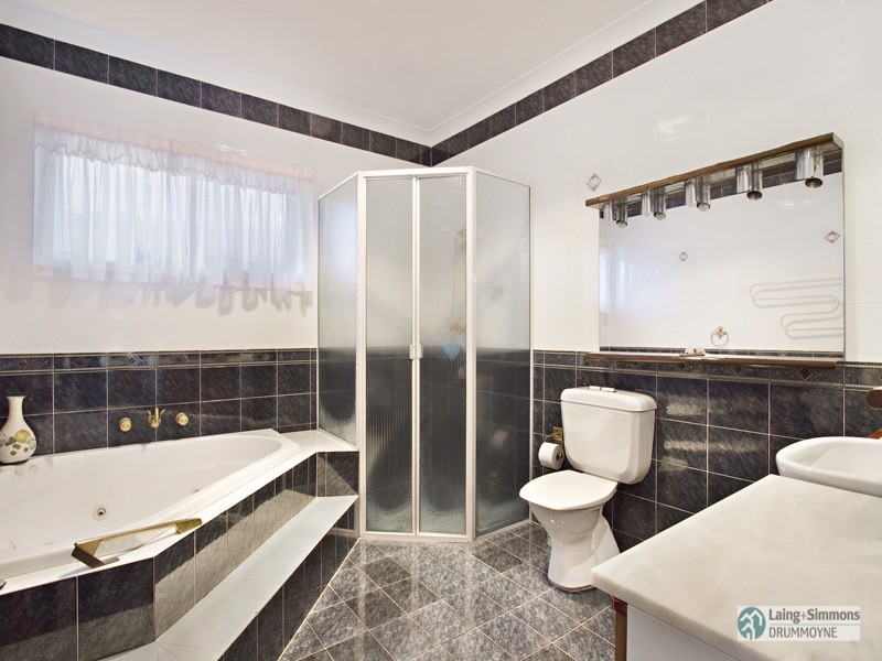 43 Battersea Street, Abbotsford NSW 2046