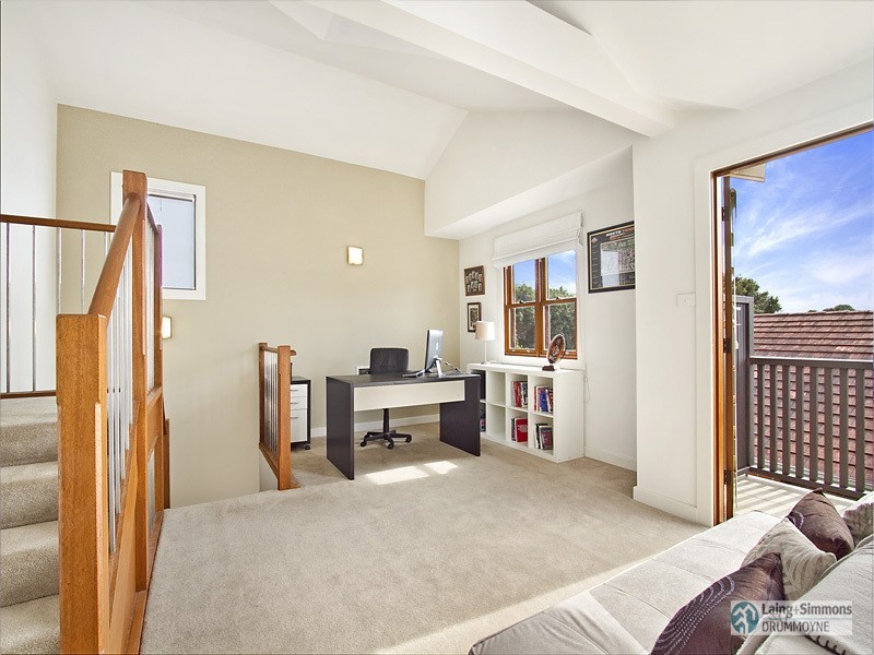 4 Mons Street, Russell Lea NSW 2046