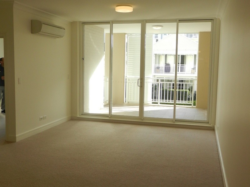 203/10 Vineyard Way, Breakfast Point NSW 2137