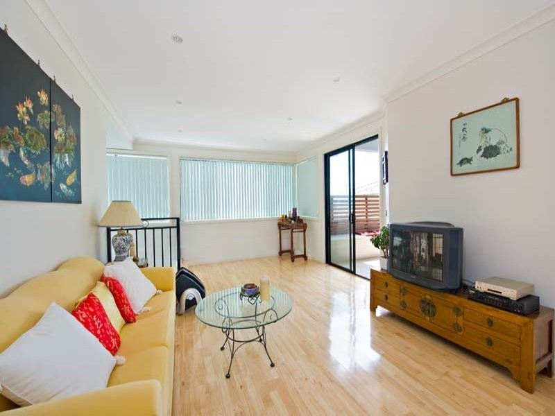 13 Burns Crescent, Chiswick NSW 2046
