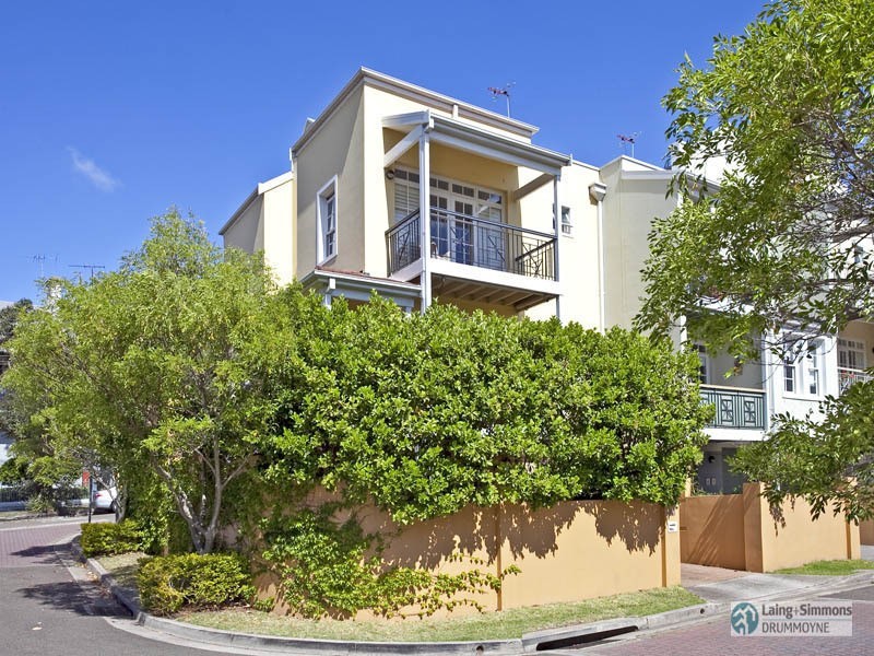 64 Waragal Avenue, Rozelle NSW 2039