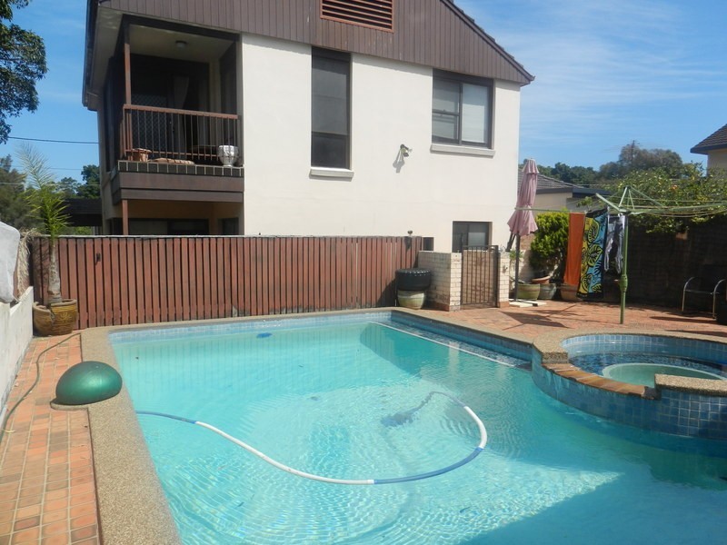 19 Henley Marine Drive, Five Dock NSW 2046