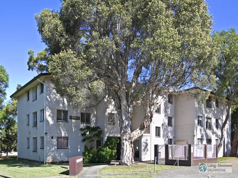 11/2 Finch Avenue, Concord NSW 2137