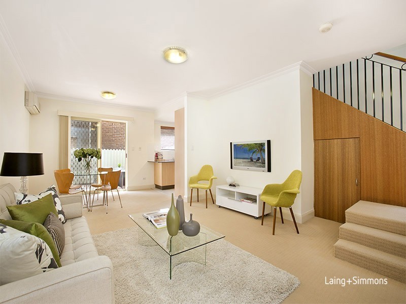 2/15a Wrights Road, Drummoyne NSW 2047