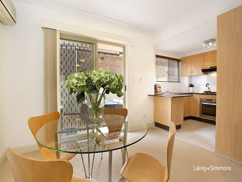 2/15a Wrights Road, Drummoyne NSW 2047