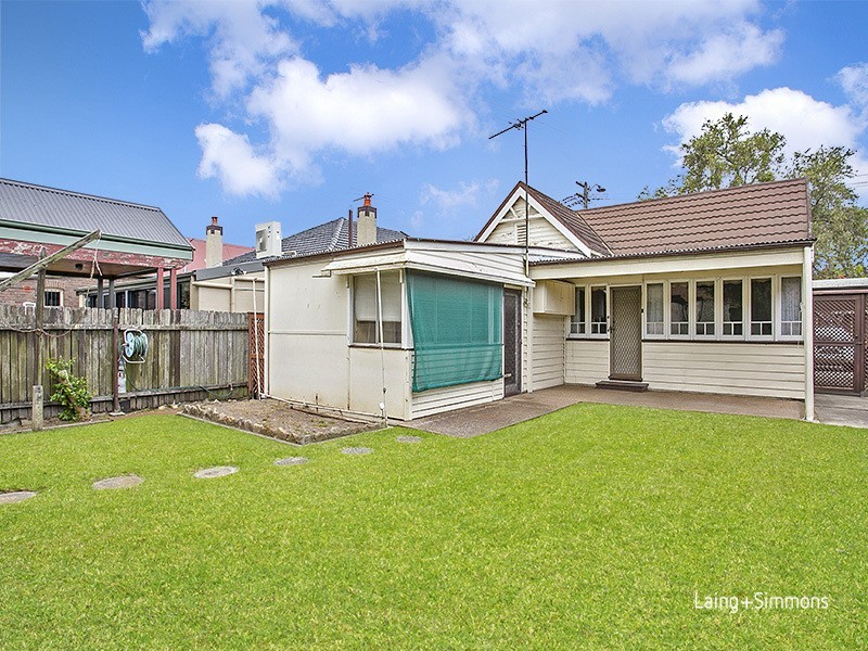 11 Milton Street North, Ashfield NSW 2131