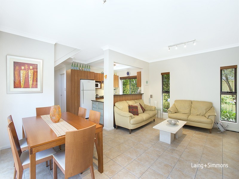 2/58  Hampden Road, Russell Lea NSW 2046