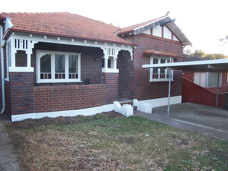 9 Bevin Avenue, Canada Bay NSW 2046