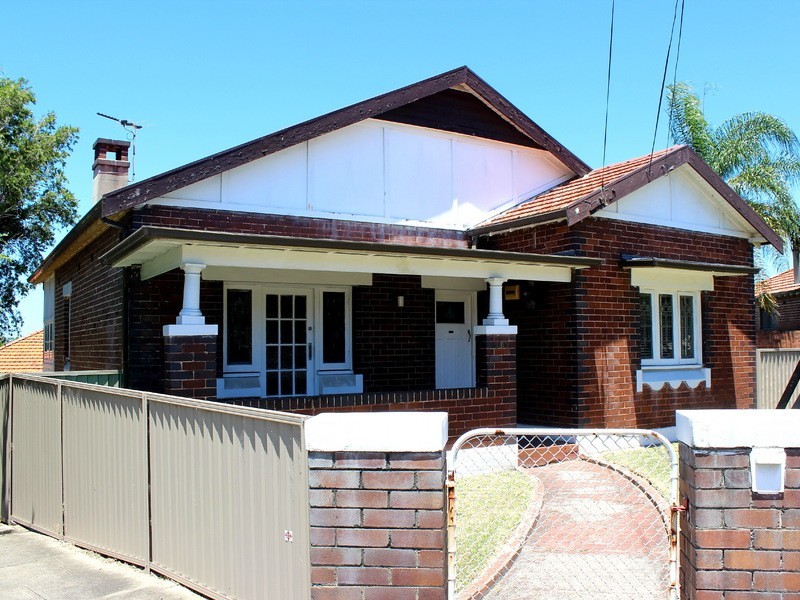 307 Lyons Road, Russell Lea NSW 2046