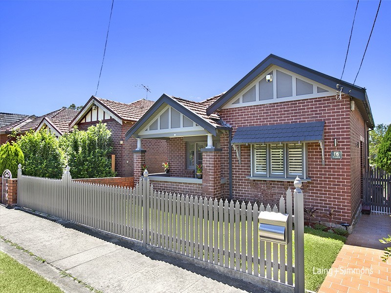 16 Regatta Road, Canada Bay NSW 2046