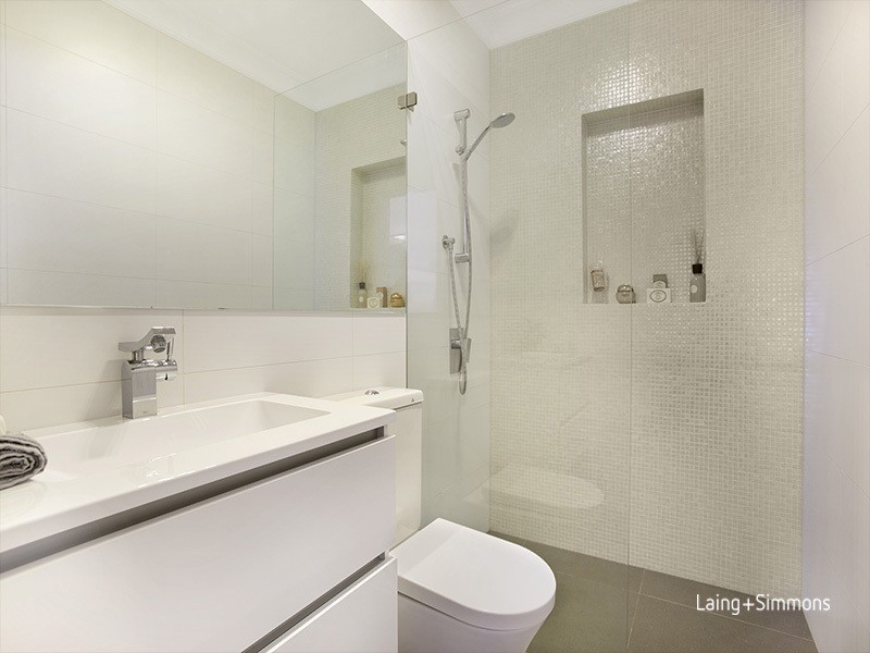 16 Regatta Road, Canada Bay NSW 2046