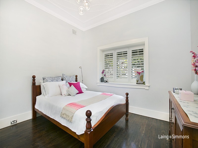 16 Regatta Road, Canada Bay NSW 2046