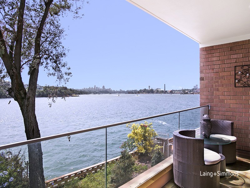 2/128 Lower St Georges Crescent, Drummoyne NSW 2047