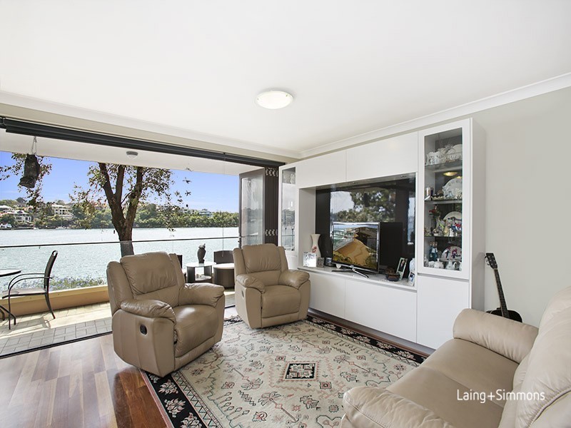 2/128 Lower St Georges Crescent, Drummoyne NSW 2047