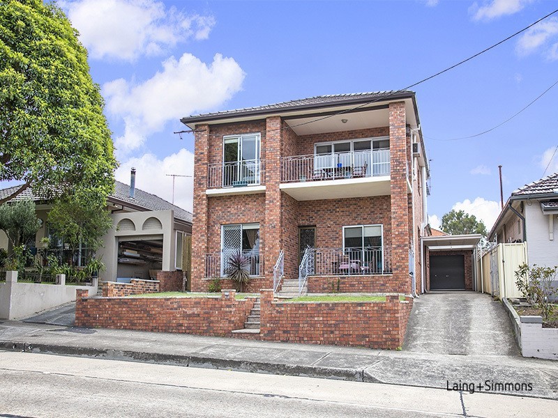338 Lyons Road, Russell Lea NSW 2046