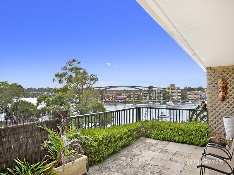 4/19 Bortfield Drive, Chiswick NSW 2046