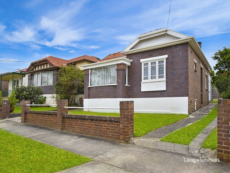 18 Rickard Street, Rodd Point NSW 2046