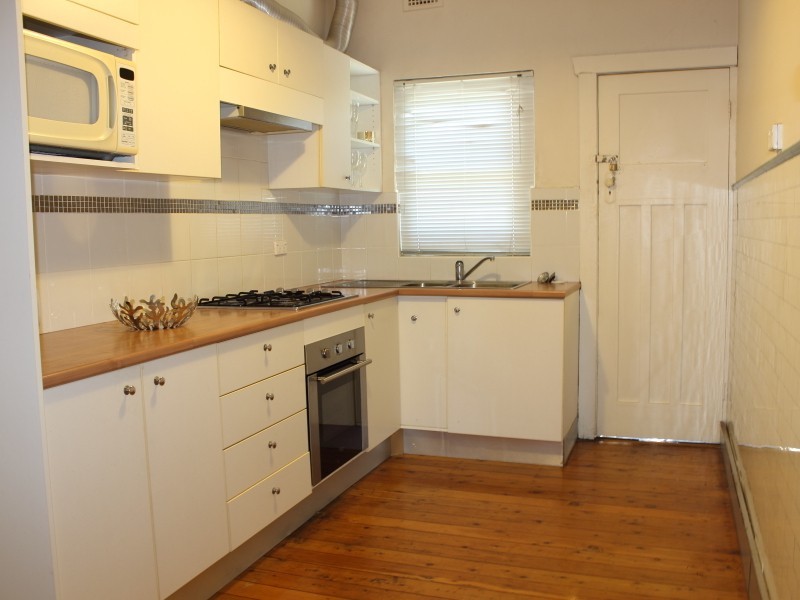 2/91 Heighway Avenue, Croydon NSW 2132