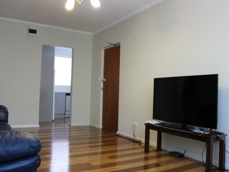 2/33 Orpington, Ashfield NSW 2131
