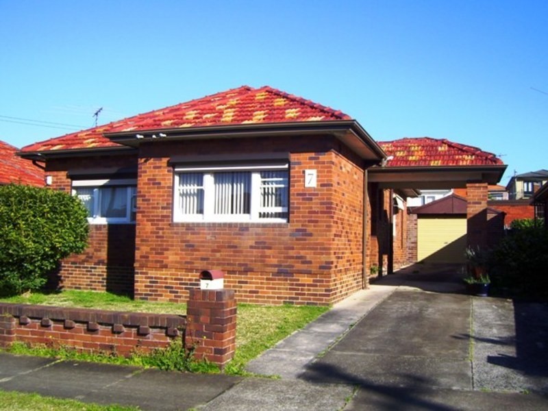 7 McCulloch Street, Russell Lea NSW 2046